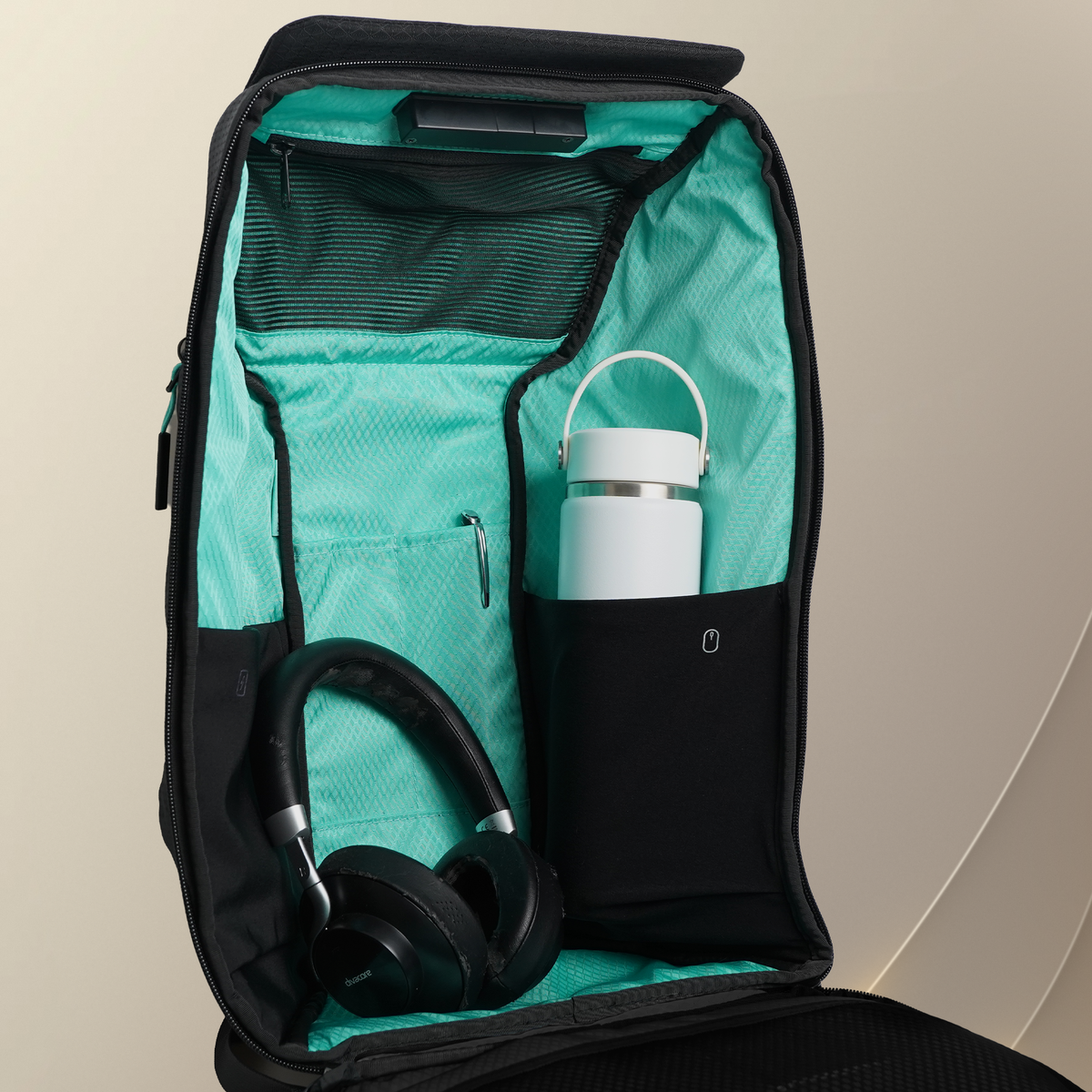 Scapade AirPack | Reiserucksack Kompatibel mit Apple Wo ist?™ & TSA-Schloss