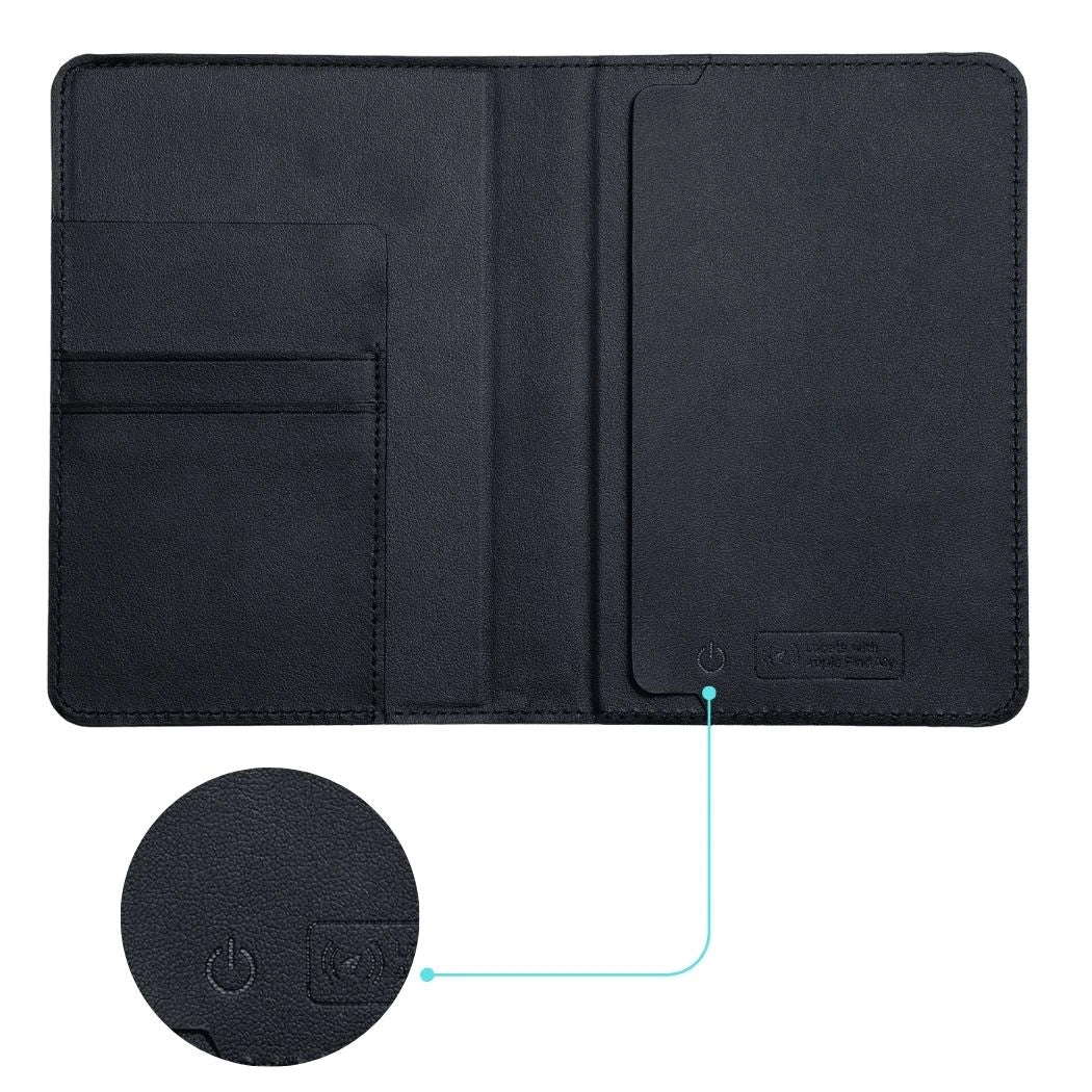 AirPass – Passport Wallet Compatible with Apple Find My™️