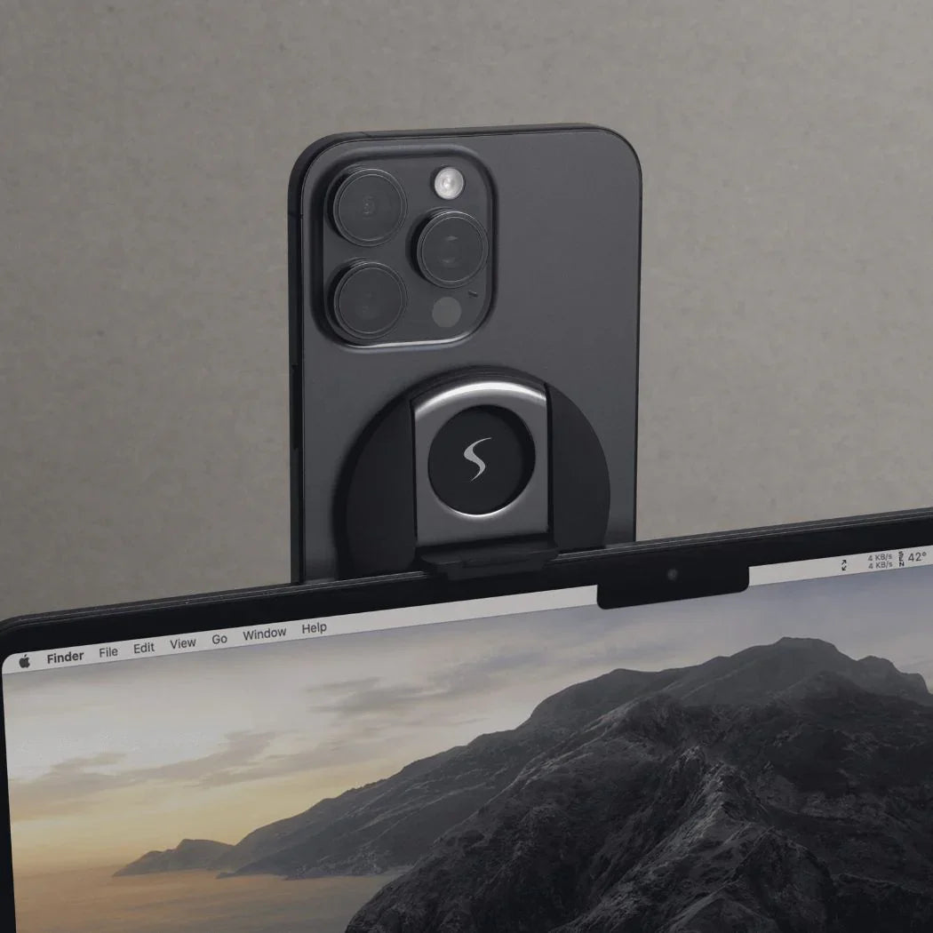 MagStand – Magnetic iPhone Mount for MacBook