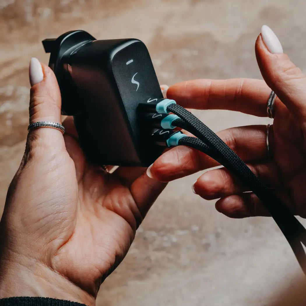 AirPower – 65W PD Multi-USB Travel Charger with International Plugs