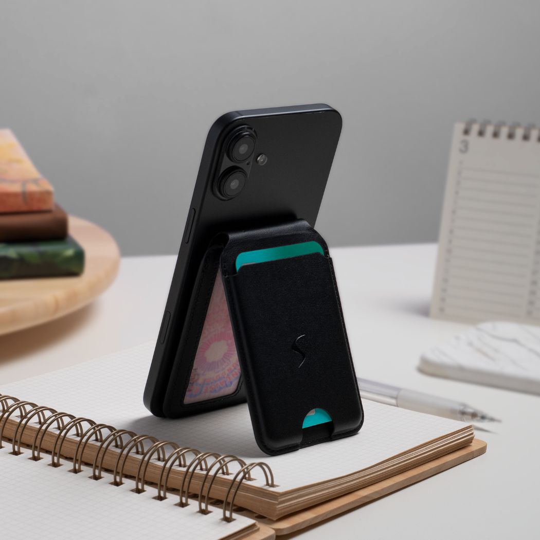 Everyday Essentials Kit – Magnetkartenhalter, Powerbank & USB-C-Kabel