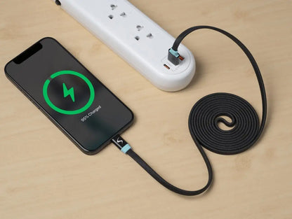 Everyday Essentials Kit – Magnetkartenhalter, Powerbank & USB-C-Kabel